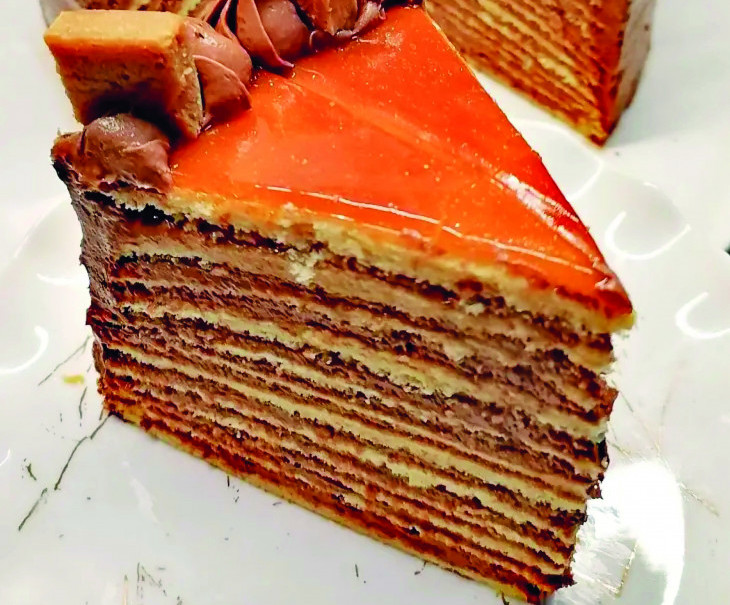 DOBOŠ TORTA SA DOMAĆIM KORAMA Kulinarska blogerka nam je otkrila sve cake pripreme čuvene čokoladne poslastice