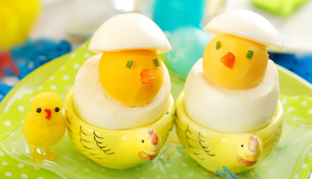 PILIĆI OD JAJA Od preostalih uskršnjih jaja napravite dekorativno predjelo