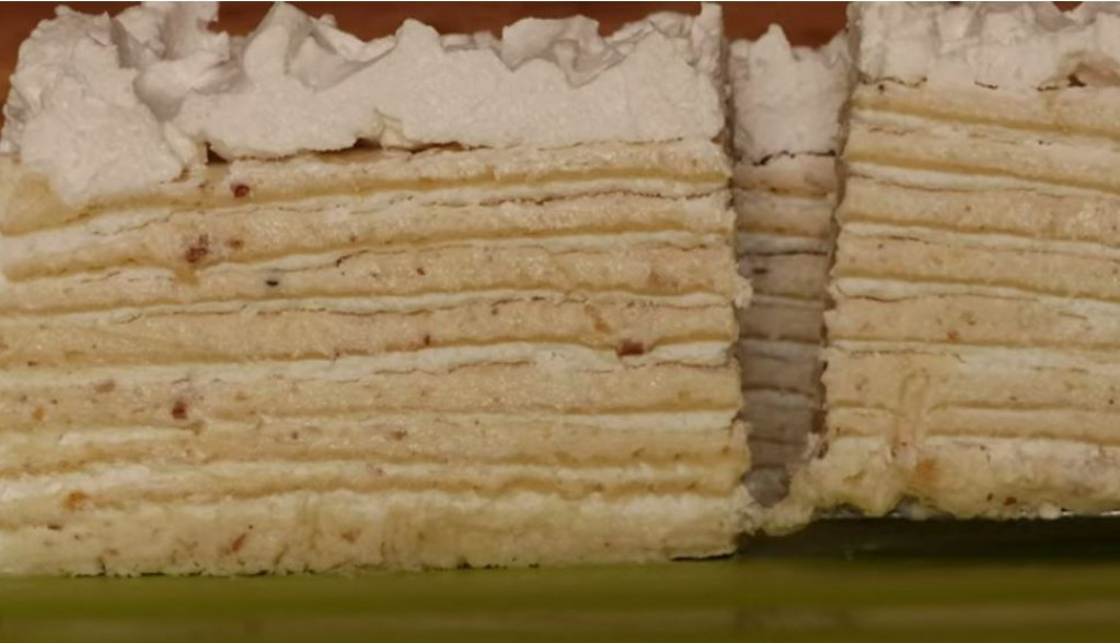 BELI ANĐEO OD ROZEN KORA Kremasta torta koja se ne peče, velika je i preukusna