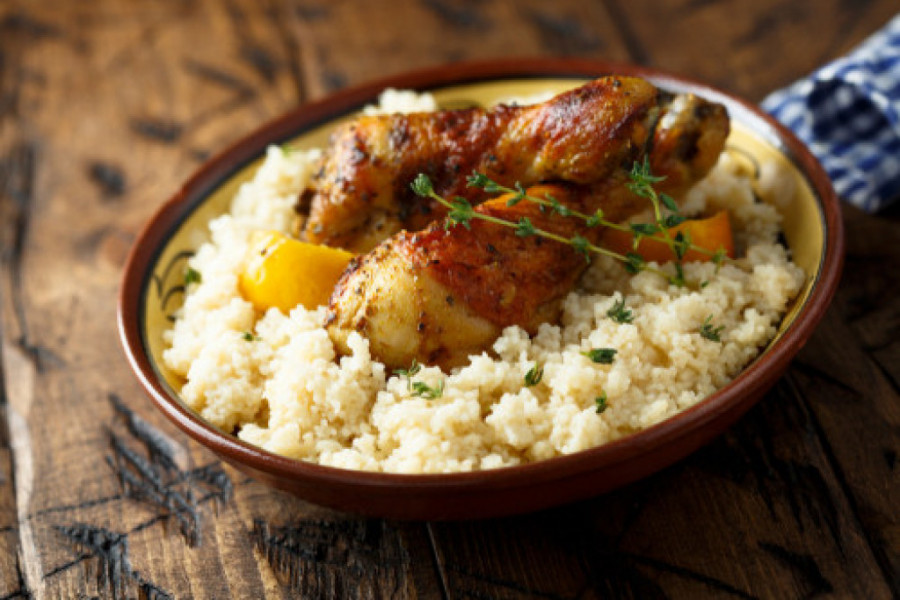 Ako vam je prljavog posuđa preko glave, ova ukusna marokanska piletina s kuskusom je pravo jelo za vas