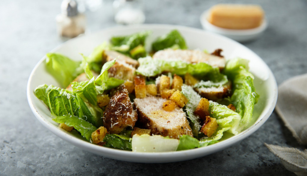 ZDRAVI ZALOGAJI Cezar salata, ukusna i kremasta kao iz restorana!
