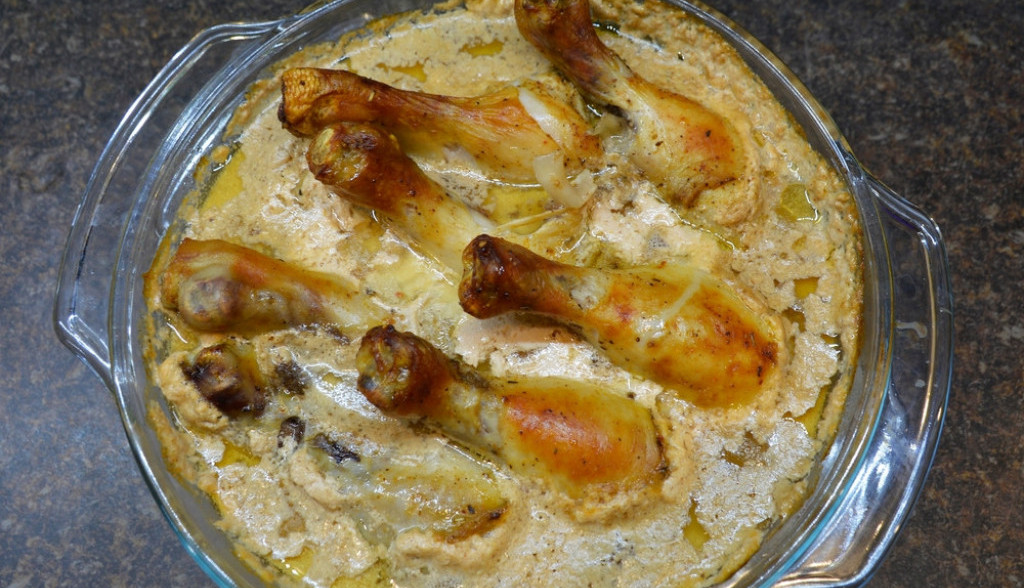 SVE IMA Piletina u sosu od povrća prelivena kačkavaljem, savršen ručak