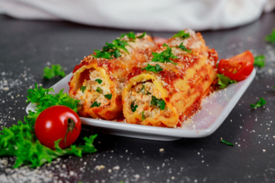 Italijanski kaneloni sa sirom i sremušem je recept koji će osvojiti vaše srce