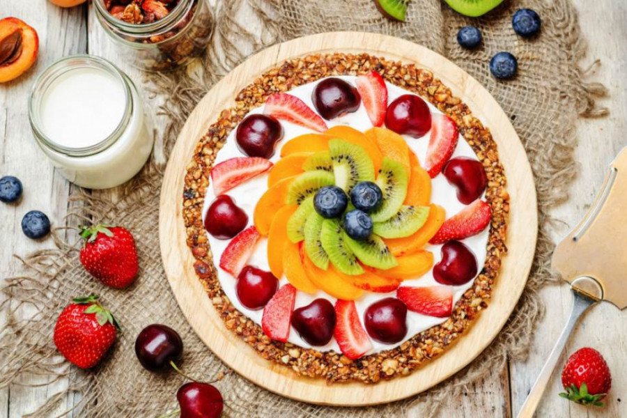 VATROMET BOJA I UKUSA Slatka pica s voćem je idealan doručak ako patite od prolećne depresije