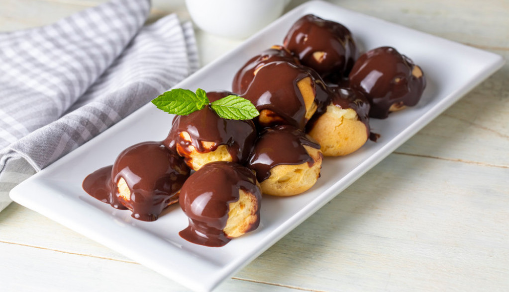 profiterole