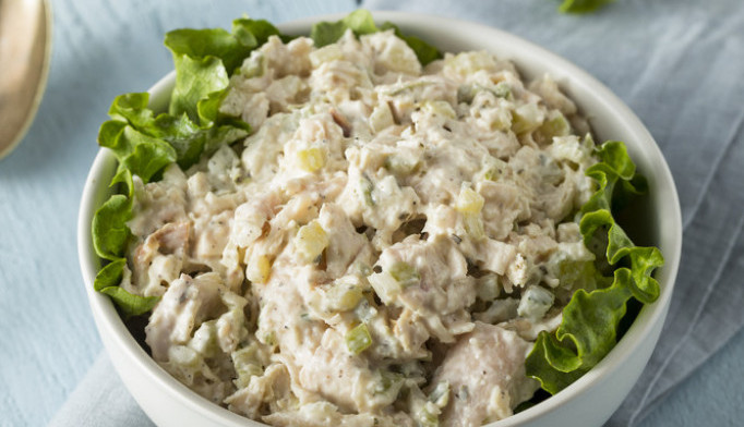 salata sa tunjevinom