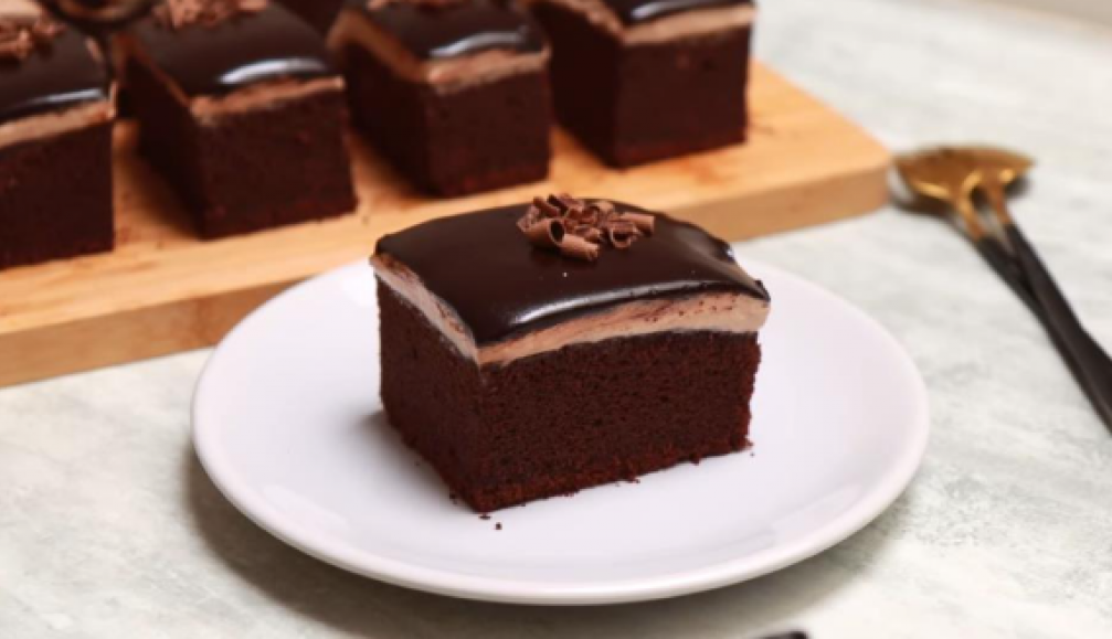 čokoladni kolač sa kremom