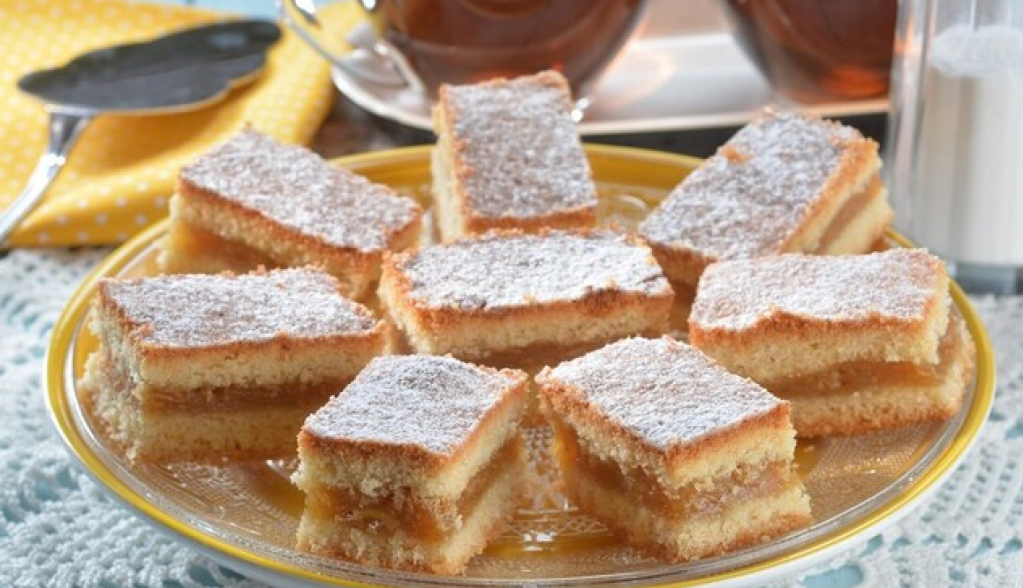 mađarska lenja pita sa jabukama