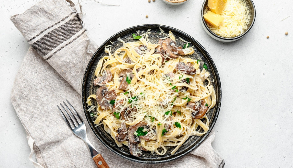 testenina sa šampinjonima