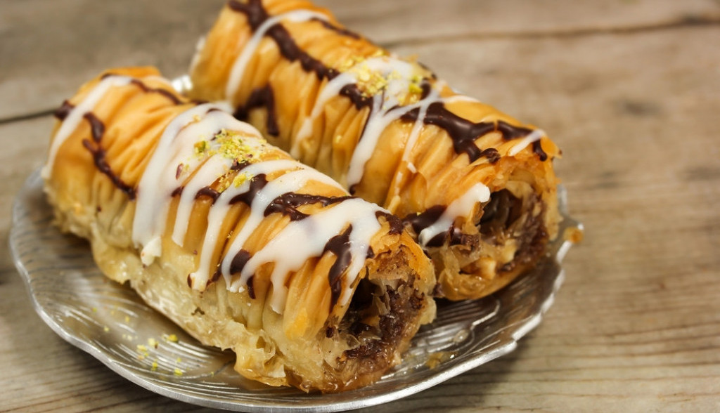 čokoladna pita sa suvim šljivama