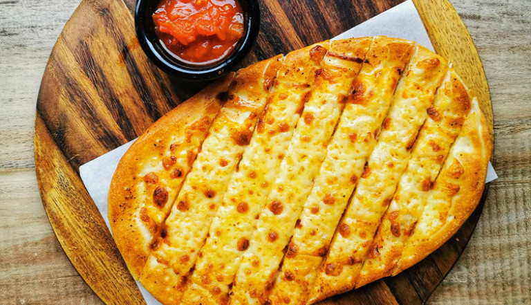 griz hleb iz tiganja