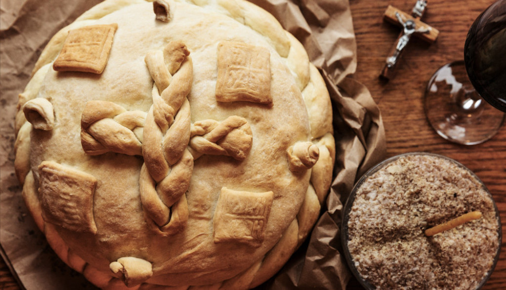 slavski kolač sa suvim grožđem