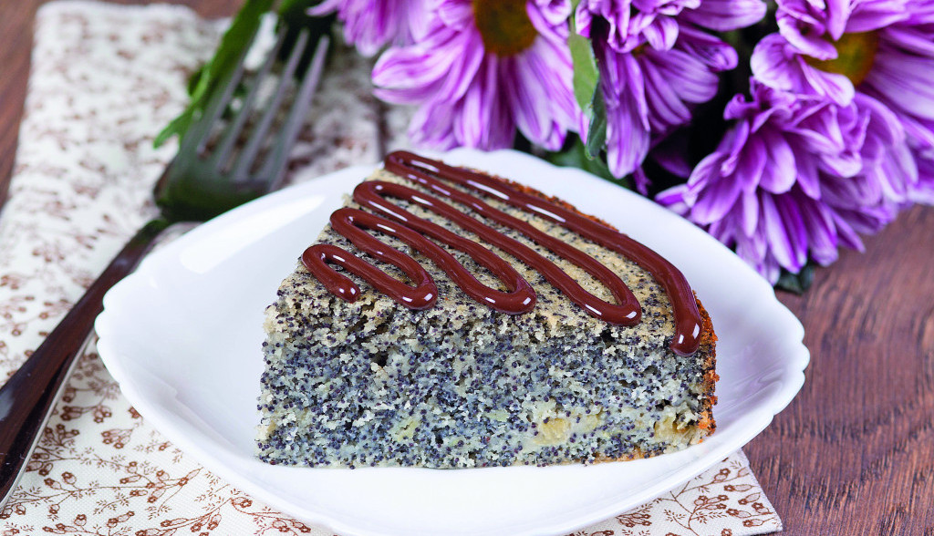 posni kolač sa jabukama i makom