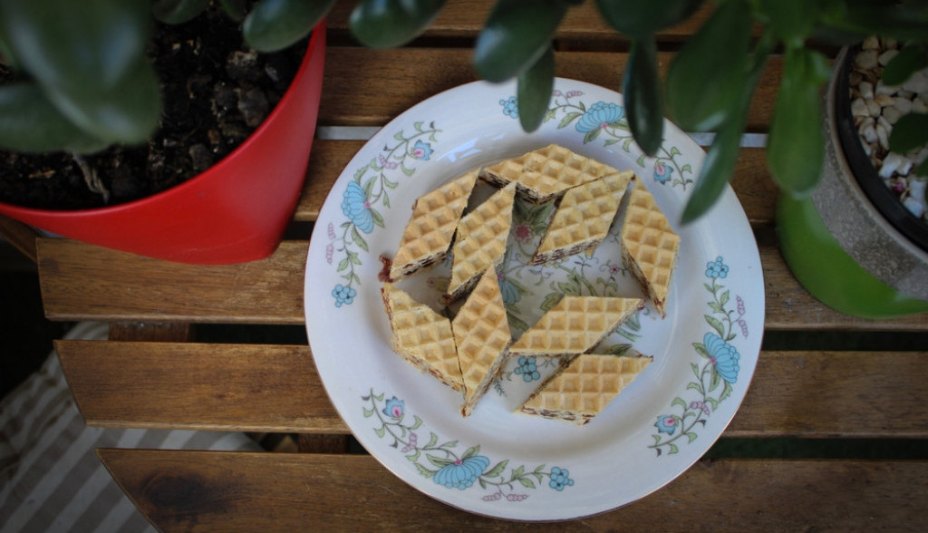 oblande sa džemom i orasima