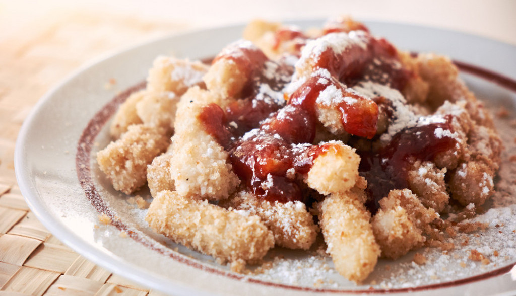 makarone sa grizom i džemom