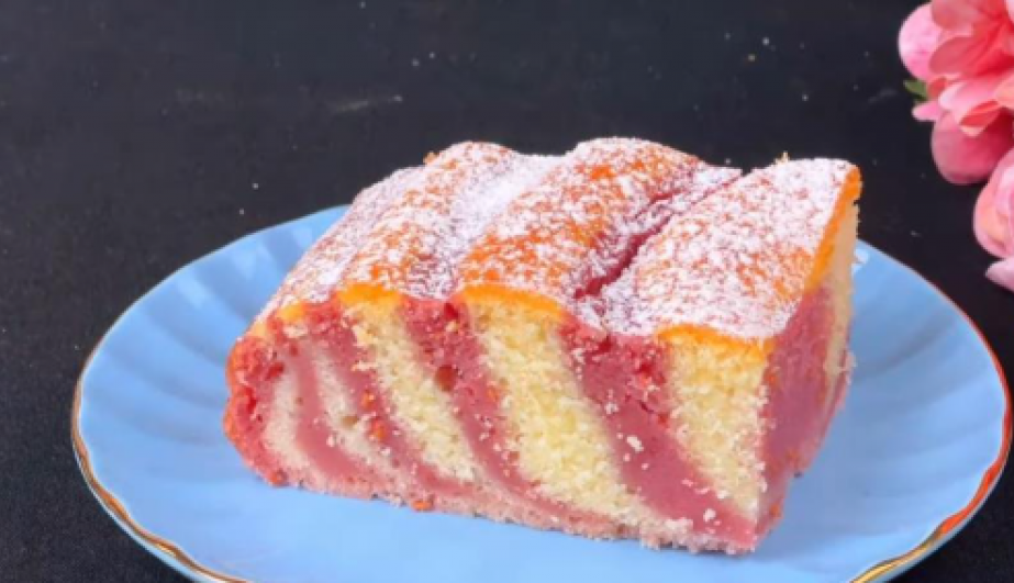 zebra kolač sa malinama