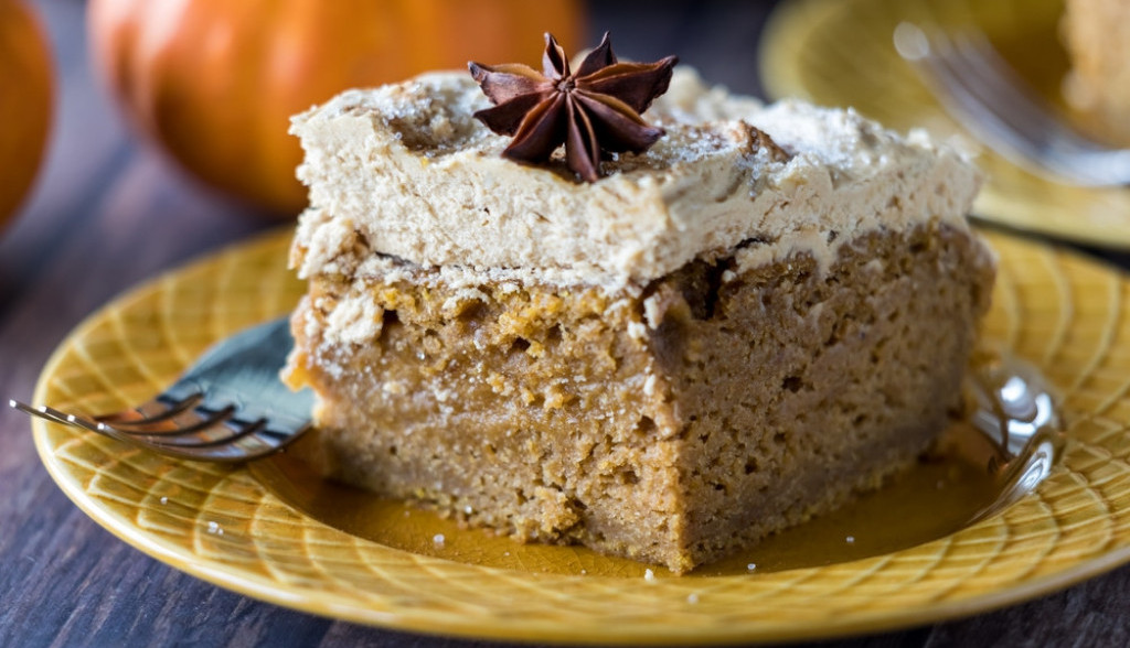 kolač sa bundevom i orasima