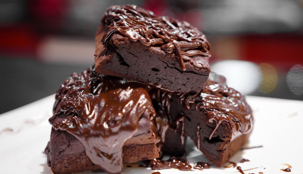 posni čokoladni kolač