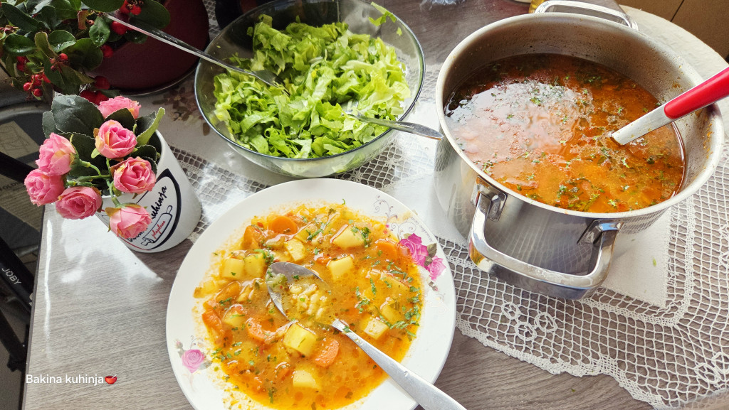 posni paprikaš sa taranom