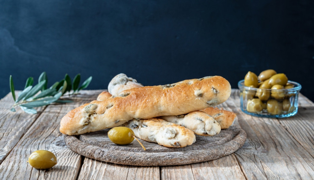 štapići sa maslinama