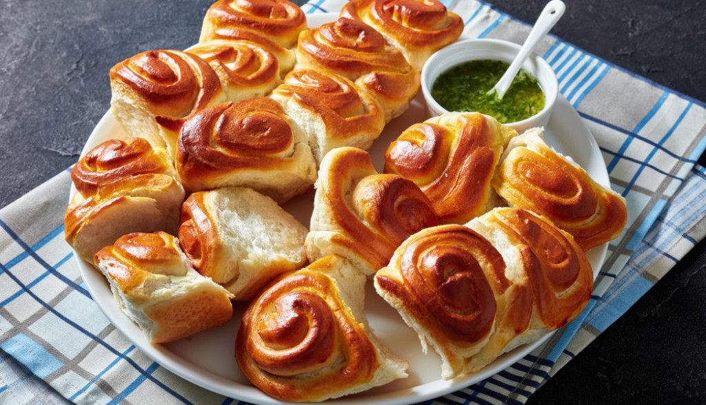 ruža pogača sa belim lukom