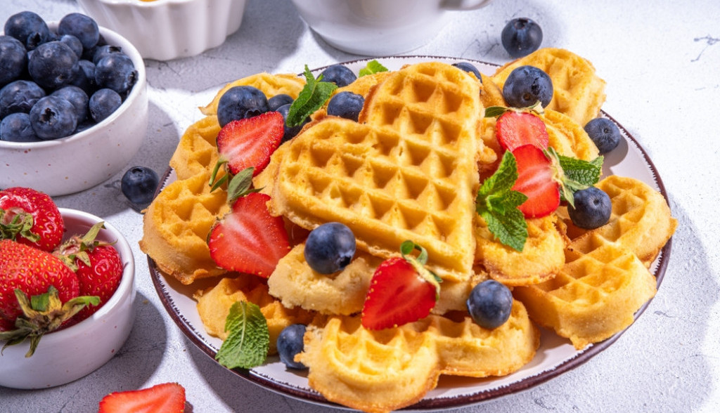 bakin kolač sa jogurtom