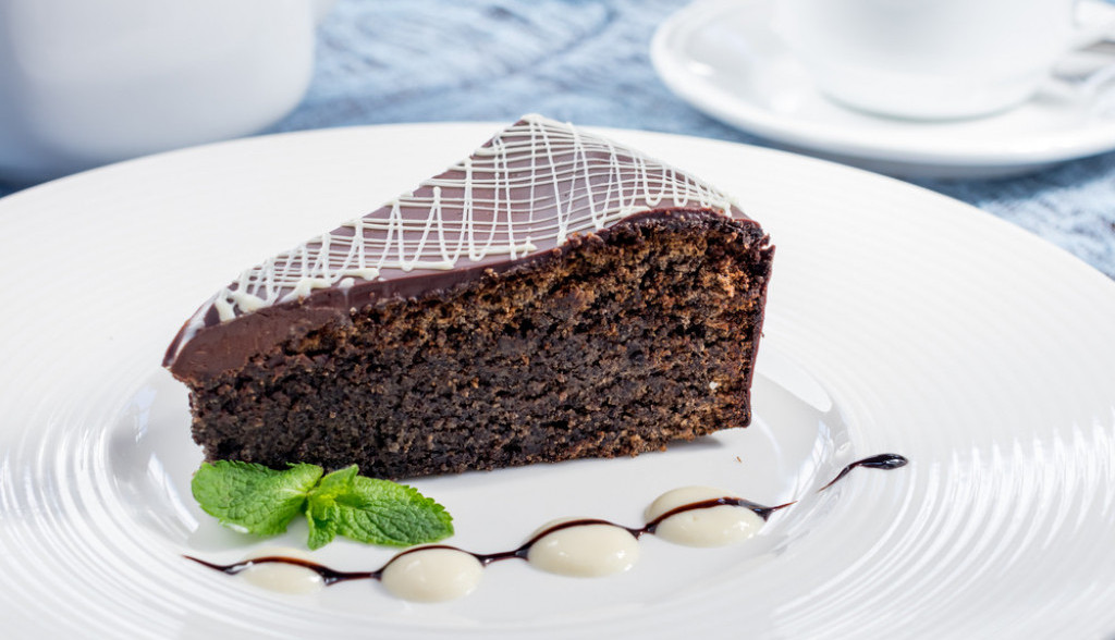 posni kolač sa jabukama