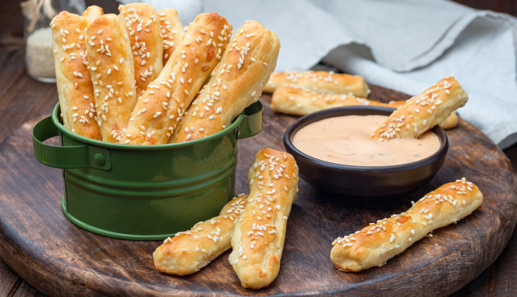 slani štapići sa susamom