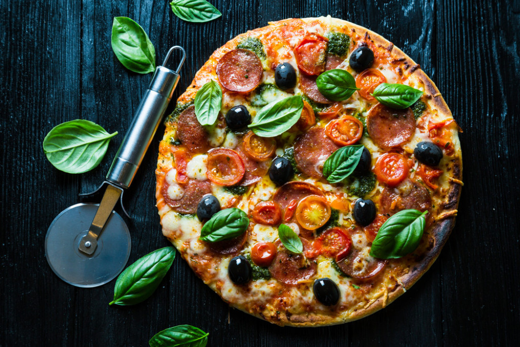 KAPRIĆOZA Imamo originalni recept za najpopularniju picu u Srbiji