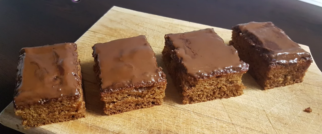 MEDENO SRCE BEZ MLEKA I JAJA Neodoljivi slatkiš u posnoj verziji