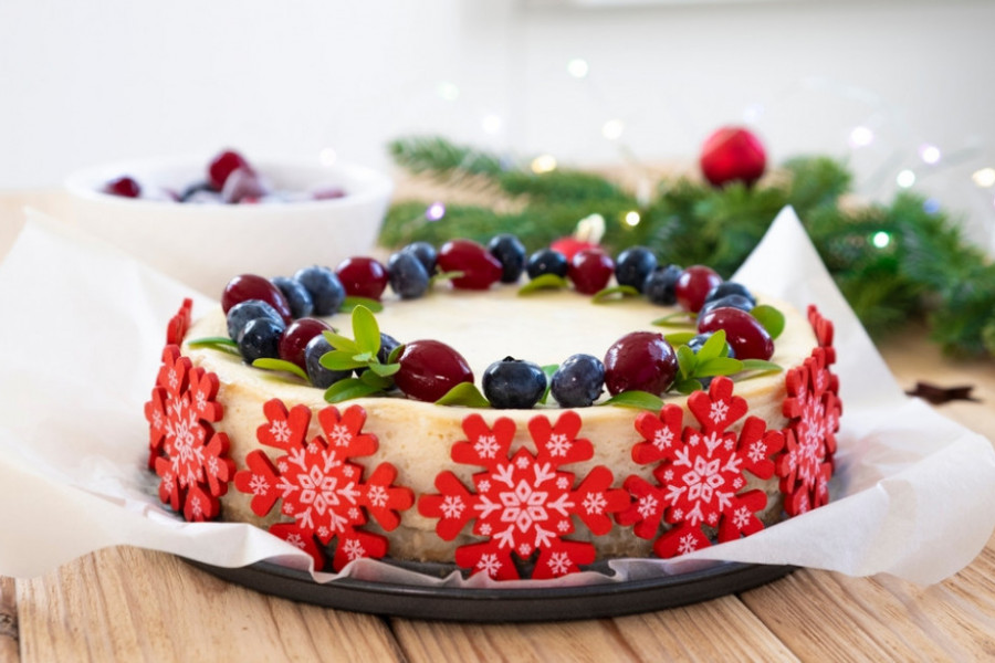 KRALJEVSKA TORTA KAO IZ POSLASTIČARNICE Potrebna su samo 2 sastojka za ovu fantaziju, nema joj ravne!