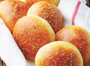 MEKE KAO DUŠA! Recept za domaće lepinje sa susamom