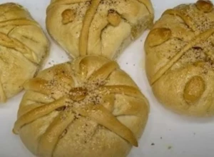 SIMBOL MALOG BOŽIĆA Recept za tradicionalnu vasilicu sa medom
