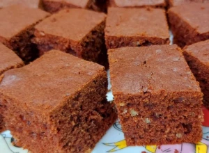 JEDNOSTAVAN, A VRHUNSKI ČAJNI DESERT Čokoladni kolač po recepturi baka Jele