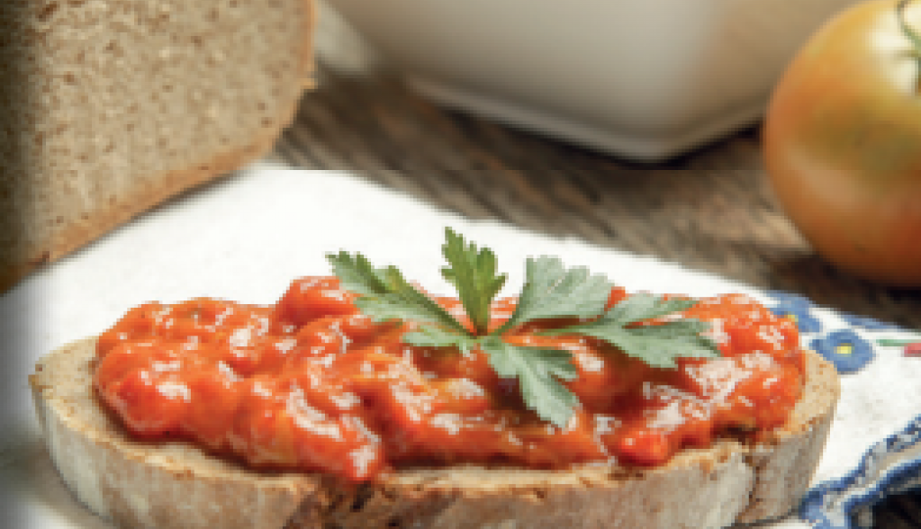 PRAVI SE DUPLO BRŽE OD AJVARA Namaz od SUVIH paprika odličan je prilog uz roštilj