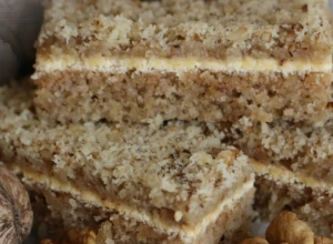 SAVRŠENA STARINSKA POSLASTICA Carigradska torta, bogat, raskošan ukus koji svakom prija
