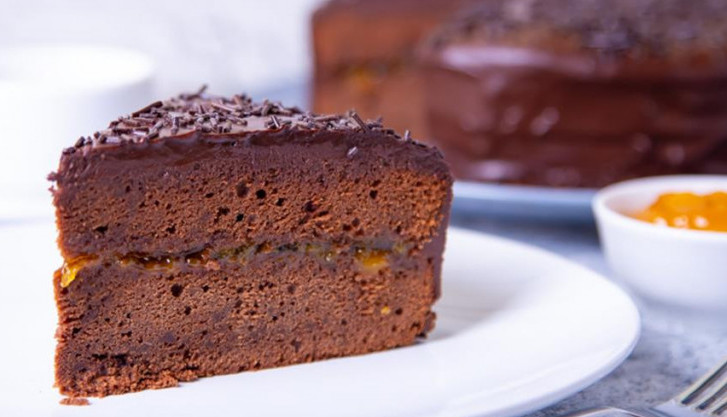 ORIGINAL SAHER TORTA, SIMBOL BEČA Ko je jednom proba, zauvek je obožava