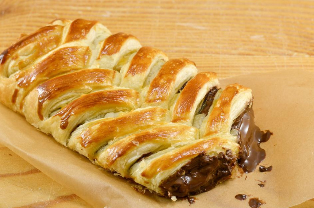 SPAS U ZADNJI ČAS! Fantastična pletenica sa čokoladom i bananom