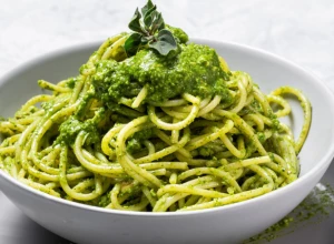 NA STOLU JE ZA POLA SATA Neodoljivo mirisni i ukusni špageti sa pesto sosom