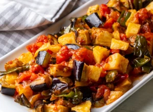 NEVEROVATNO UKUSNA TURSKA SALATA Od pečenog plavog patlidžana i paprika