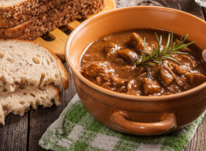 ZABORAVLJENA ČORBADŽIJSKA MANDŽA Sadrži ovu namirnicu i jede se sa uživanjem