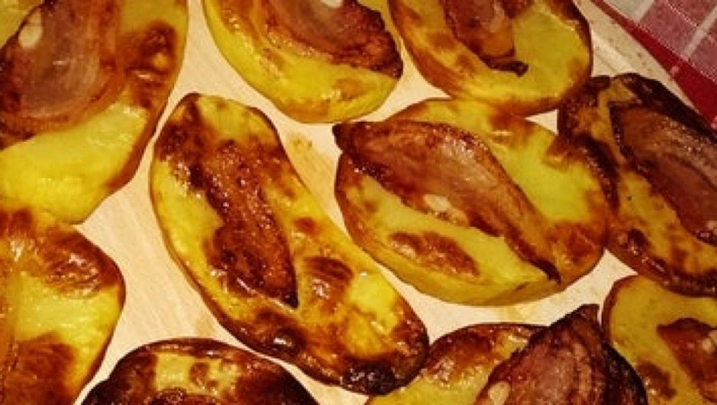 TAKO JEDNOSTAVNO, A TAKO DOBRO Krompir sa pančetom, sirotinjsko jelo, koje popravlja raspoloženje