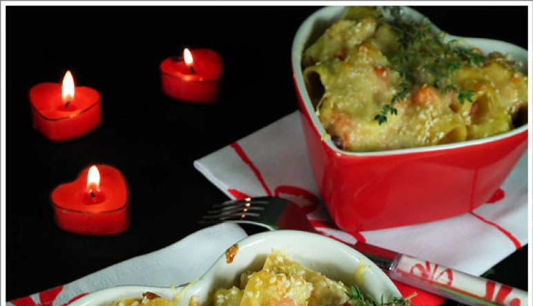 JEFTINA PASTA ZA DVOJE Odlično ide uz romantičnu atmosferu sa vinom i svećama