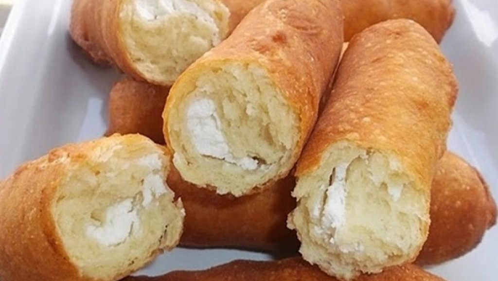 PRIGODNE ZA DOBAR POČETAK DANA Piroške sa sirom, mekane, ukusne, ne upijaju masnoću