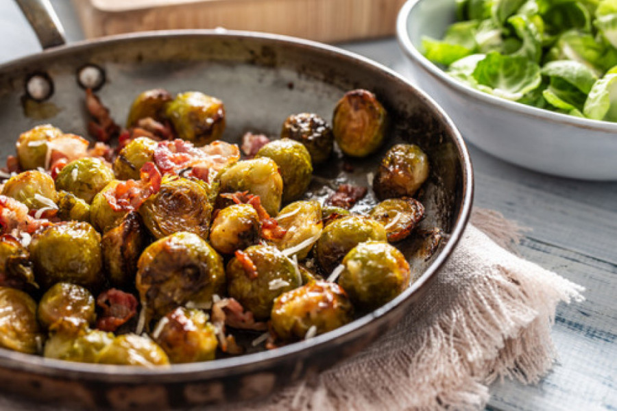 Hrskavi prokelj i slanina mogu biti i fantastična salata, dodajte heljdu i ručak je gotov
