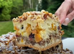 Čuveni kolač za kojim je poludeo ceo svet. Bolja od pite od jabuka sto puta