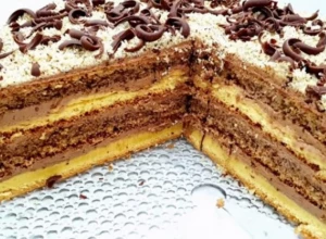 PRAVI KLASIK MEĐU DESERTIMA Starinska Boem torta, savršena, mekana i sočna, a ukus za pamćenje