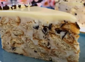 NE MOŽE BRŽE, A NI UKUSNIJE! Torta s plazmom i bananicama, gotova za 15 minuta!