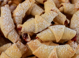 SLATKI SIROMAŠCI Starinske posne kiflice, gotove za 20 minuta!
