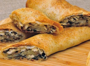 KROMPIRUŠA SA PEČURKAMA Starinska posna pita je super doručak na brzinu